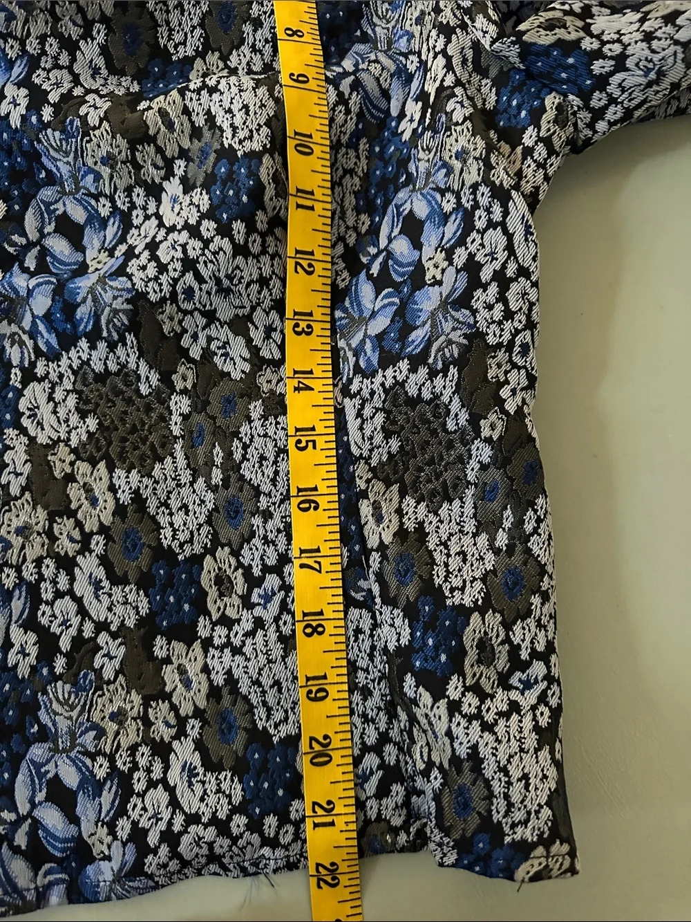Tuckernuck Hyacinth House Blue Jacquard Priscilla Puff Sleeve Top M Preppy - Picture 8 of 10